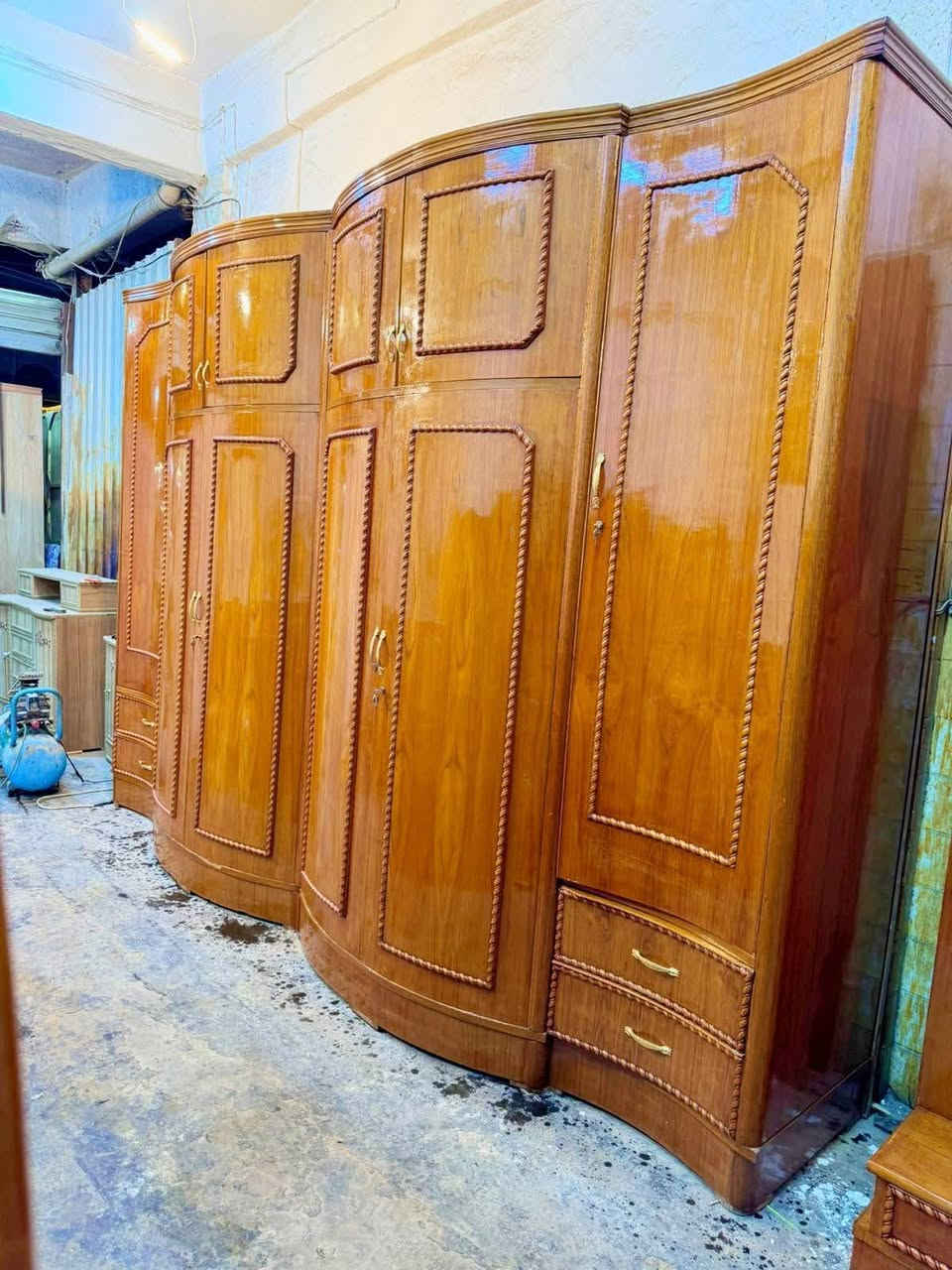 مستخدم نظافه 90💯 واكثر
غرفه تزكام داخل وخارج صاج ظهر جرجوبه غرفه فصال حديث شغل ثقيل 
عنوان بغداد الأمين الثانيه توصيل موجود 
واتساب ***********
