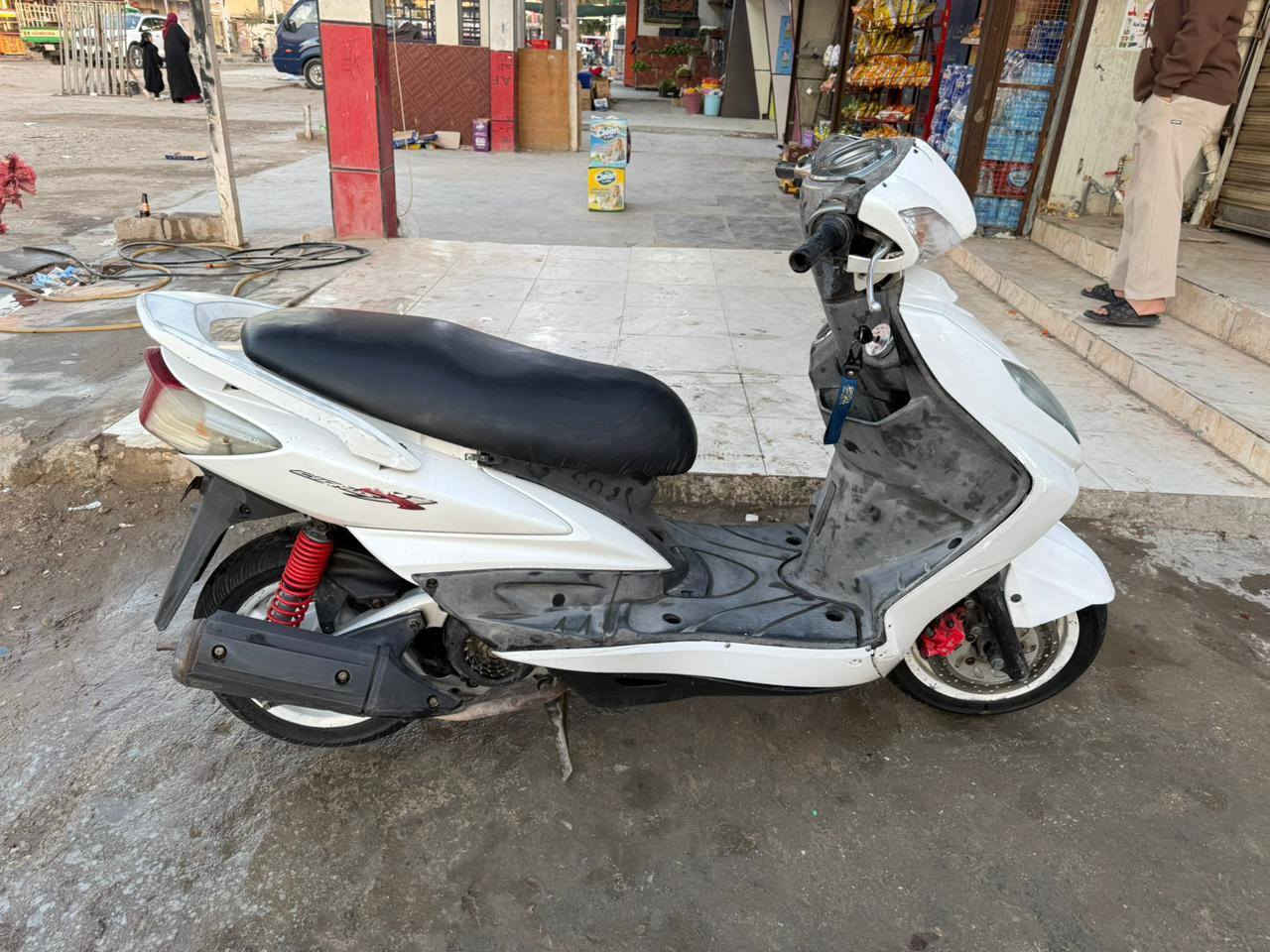 سكنس فحل للبيع كلشي شغال بيهة مكاني شهداء السيدية تقاطع درويش  سعر 800/  ***********
