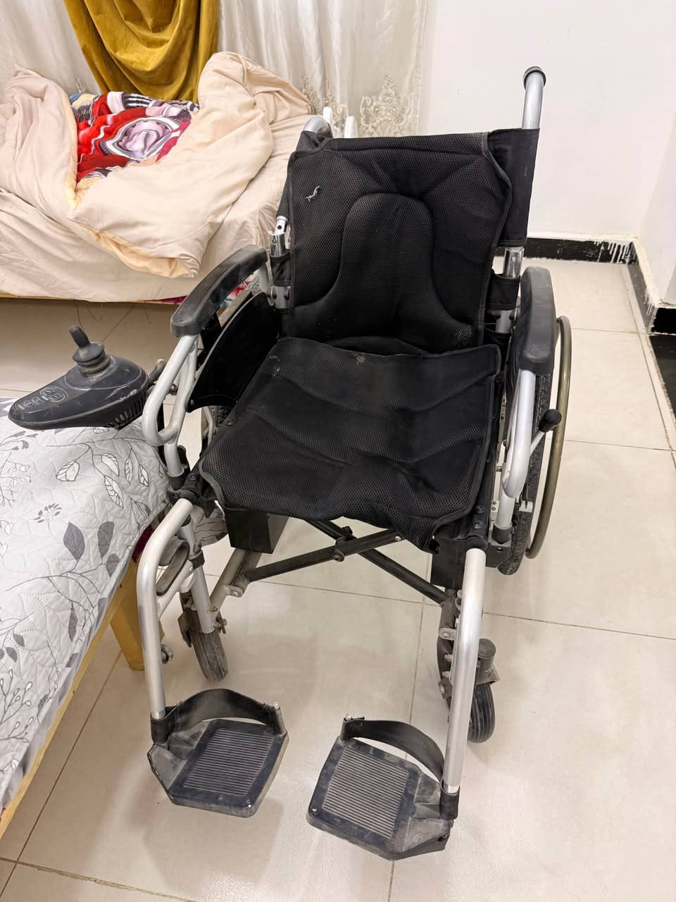 مرحبا عربانة شحن وتتحكمين بيها للبيع انتي قدريها واخذيها اليدة من فوك عايزها برغي والبطاريات عايزها تبديل النجف, العراق


**إذا كنت صاحب هذا الإعلان وتريد حذفه لأي سبب، رجاءا أرسل رسالة إلى الدعم الفني**