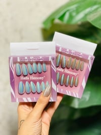 أظافر • بكج ١٢ • ديزاينات ملونة