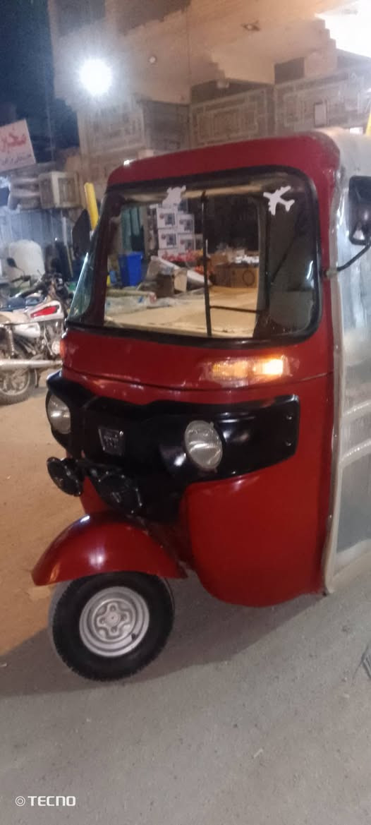 سلام عليكم شباب تكاك البيع موديل 18/للبيع رقم وسنويه 
ض فيره تخم تايرات+دوشمه جديد+جادر صفحه+جادر
التنقيص التبخير مكينه 20

 تكاتك المكان واسط العزيزيه شارع المحكمه سعر 4600بيه مجال حك الجيه *********** دك عليه بيك خير وتدلل
