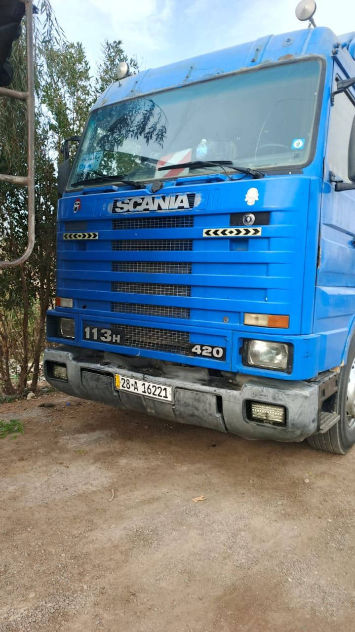 سياره موديل ٩٦ تخم تاير ٣ لوحات انكليزي  وبسمي ***********
