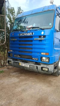 سياره موديل ٩٦ تخم تاير ٣ لوحات انكليزي  وبسمي ٠٧٨١١٦٤٧٢٢٢