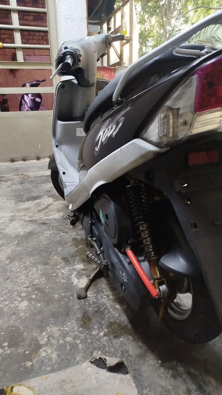 سلام عليكم  مكلف بل نشر دراجه ماكس منغولي
مكينه خير من الله وشلعتها حلوة 
وبلاديه دراجه 
رقم الهاتف ***********
