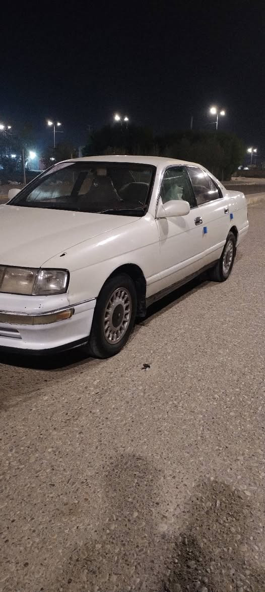 سلام عليكم  كراون بطه موديل95سياره كفاله من الكص ونقل والضربه القويه مكينه وكير كفاله تخم تاير جديد دواخل جدد حداده 80 ب100 سياره جاهزه السعر بلاش 38 وبيه مجال مكان سياره ميسان العماره ***********
