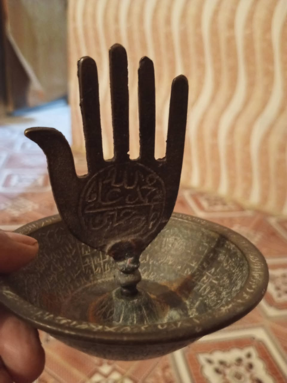 سلام عليكم قديم كلش وثكيل عليه طلاسم هواي للبيع


**إذا كنت صاحب هذا الإعلان وتريد حذفه لأي سبب، رجاءا أرسل رسالة إلى الدعم الفني**