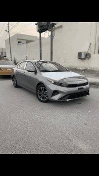 سلام عليكم كيه فورتي مديل ٢٣ ماشيه ٢٠ الف معوقين معوقهه ولد شاب  بيهه قطعه وحده الباب السايق مبدل للاستفسار اكثر اتصل ***********
