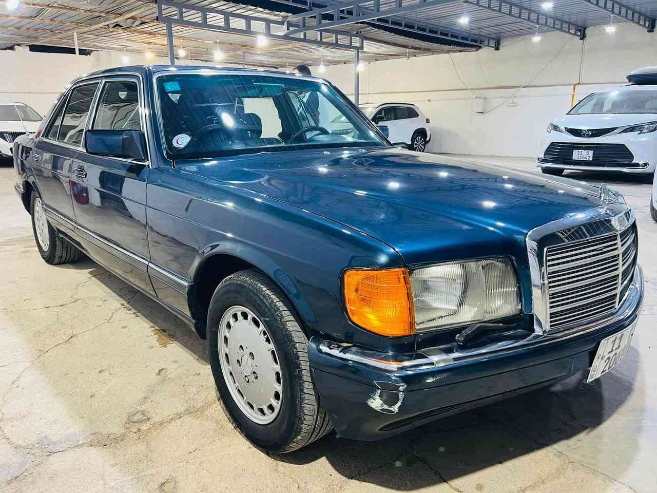 السلام عليكم 
للبيع 
مارسدس  
موديل 88 
كير محرك بلادي 6 سلندر 
فول مواصفات 
سلايت
 كشنات كهربائي ⚡️ 
سنتر لوك ريمونت
تبريد ثلج ❄️
رقم بغداد تحويل ثاني يوم
باب قصير المرغوب
صبغ عام جماليه 
***********
