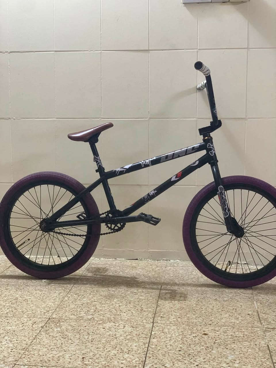 BMX  اصلي كل قطعه اصلي سعره 275  لل تواصل ***********
