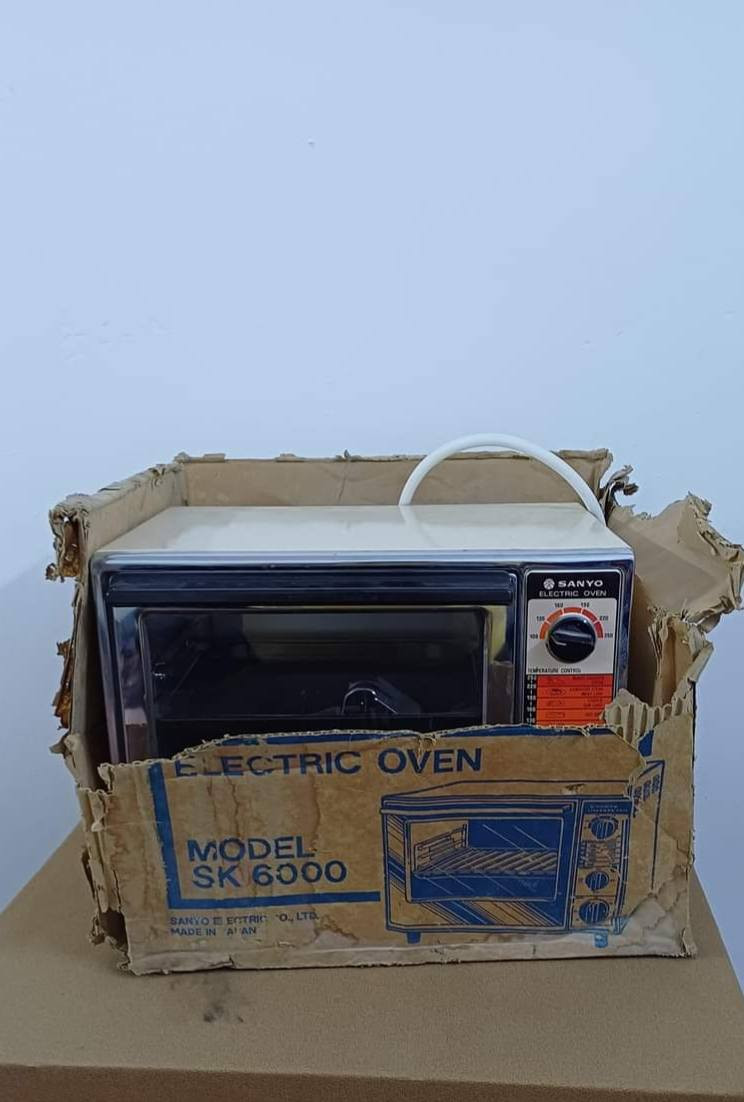 اوڤن سانيو لون أبيض جديد لوك غير مستخدم نهائي


**إذا كنت صاحب هذا الإعلان وتريد حذفه لأي سبب، رجاءا أرسل رسالة إلى الدعم الفني**