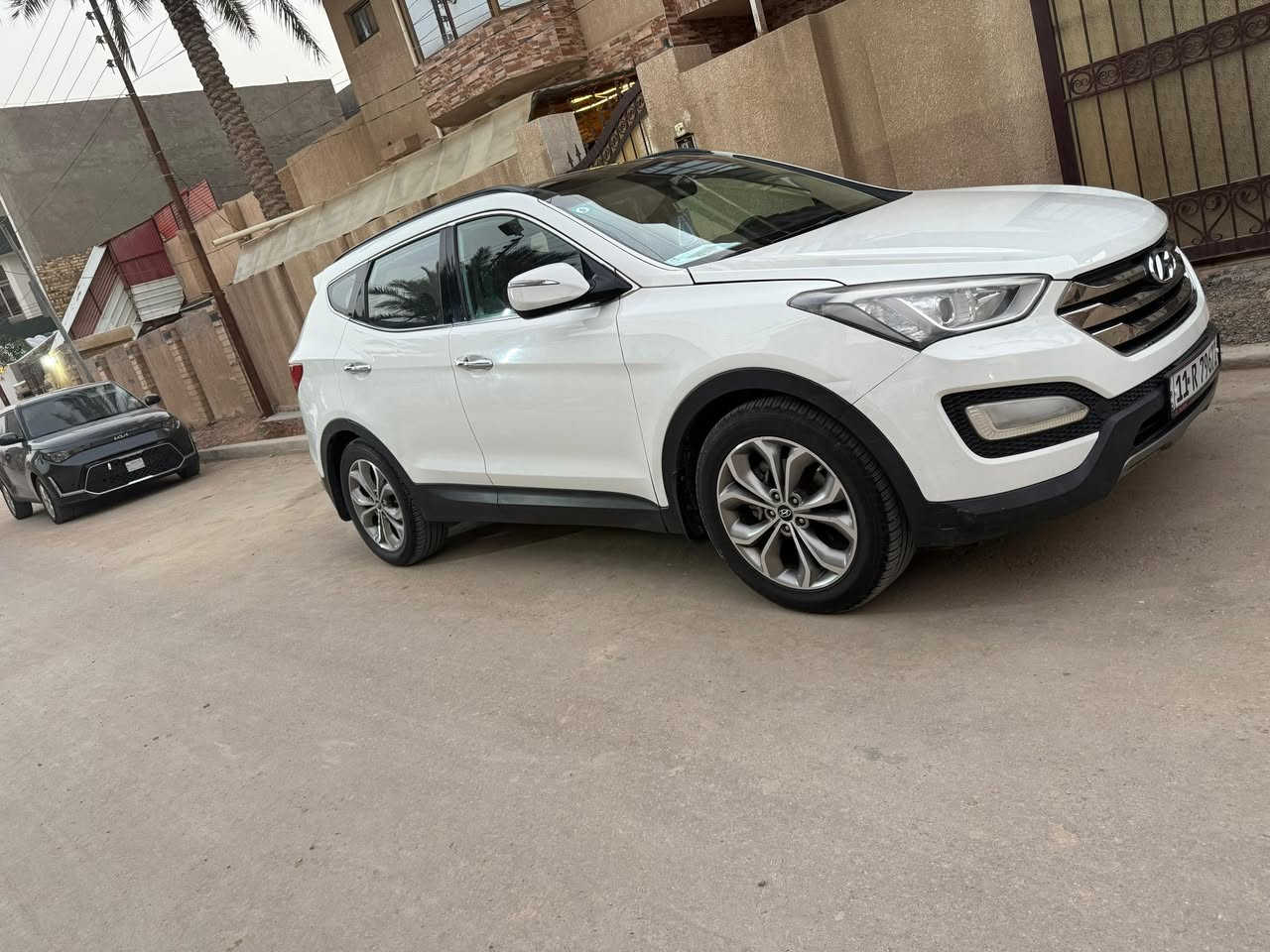 للبيع سنتافي موديل 2014 خليجي مكينه 6 سلندر مكفوله كفاله عامه مكينه كير مكفولات فول موصفات 1/1 ماشيه 90 كيلو متر رقم بغداد باسمي سعرها 182 وبيها مجال ***********
