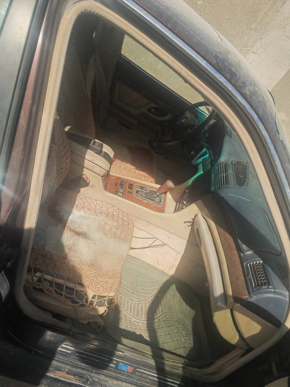 السلام عليكم للبيع او امراوس بي ام دبليو موديل 95 سياره جاهزه كفاله من نقص محرك او كير جدد رقم صلاح الدين مشروع وطني حجم 740 مكانه بل نجف شارع المطار السعر 65 الشراي يتصل *********** / ***********
