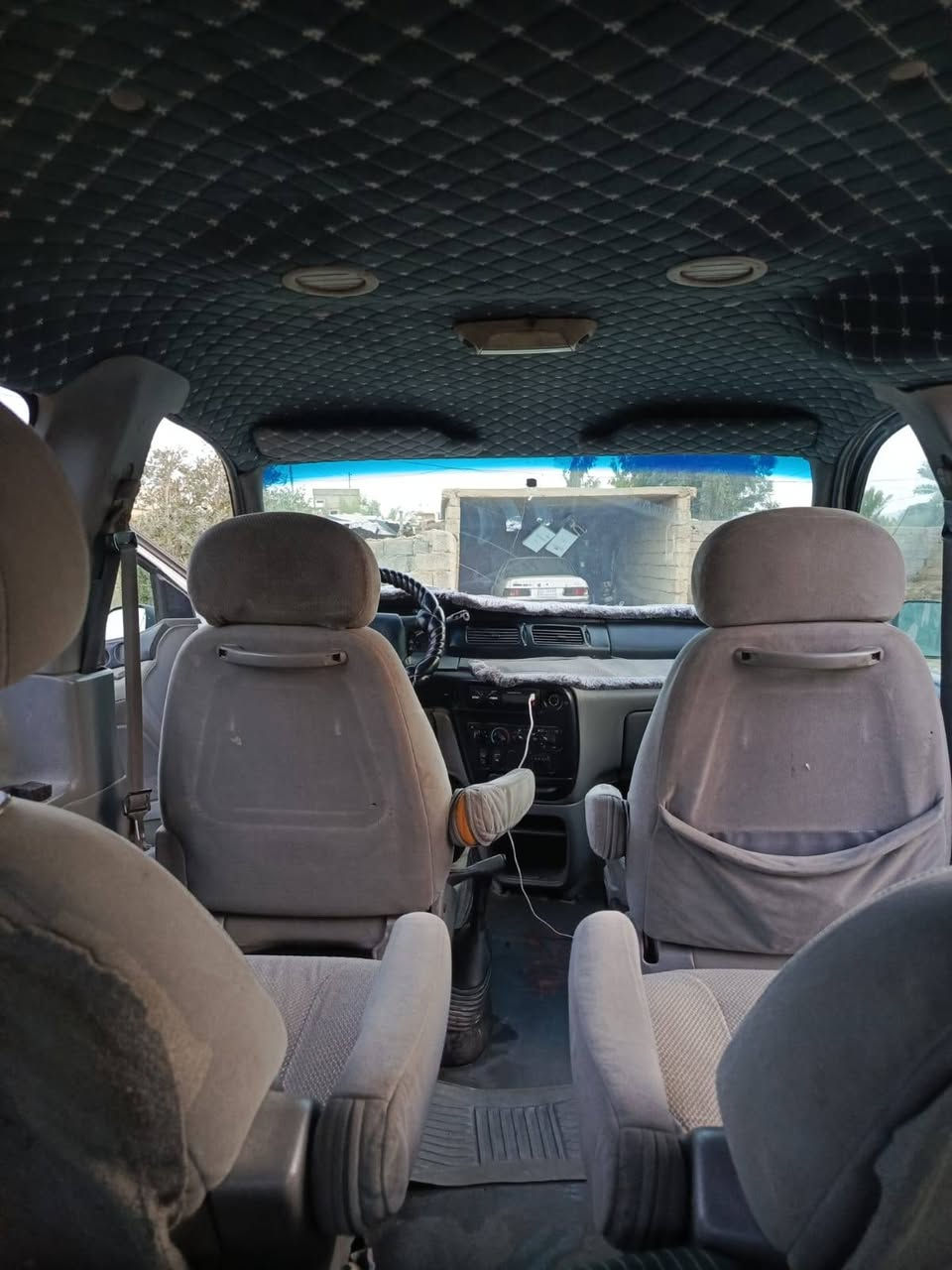 السلام عليكم
سياره للبيع او مراوس واذا اكو مكصوص 
فورد 7راكب
رقم نينوى تحويل وكاله
محرك وكير كامري ابو الجفه شرط شرط
تايرات جدد
كهربائيات شغاله وجاهزه
صدر الكدام شوي تعبان
مصبوغه حزام بدون حادث وبدون معجون
 سياره جاهزه اترايك للبصره شرط
السعر 35 وبي مجال قليل
اتصال او واتساب ***********
