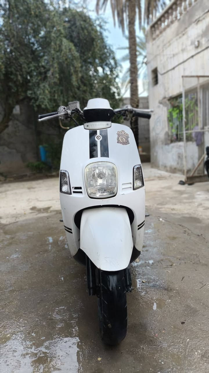 بوليس رمبة
صارلهة 6اشر من طلعتها
السعر 950وبيهة مجال
***********
