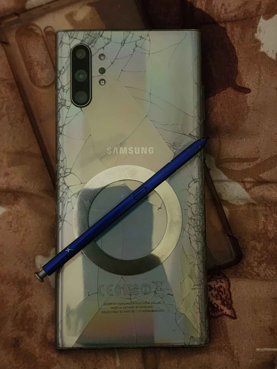 نوت 10 بلس ذاكره 256 ضهر بي فطور يتبدل ب 10 الاف ولكلاسك بيهه فطور مماثره ابد السعر 140 الف مكاني بغداد الشماعيه رقمي *********** بغداد, العراق
