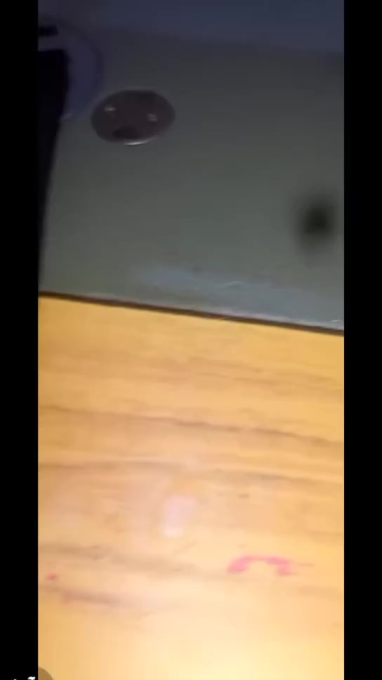 ماكينه للبيع السعر 200 المكان النجف حي الميلاد *********** بي مجال
