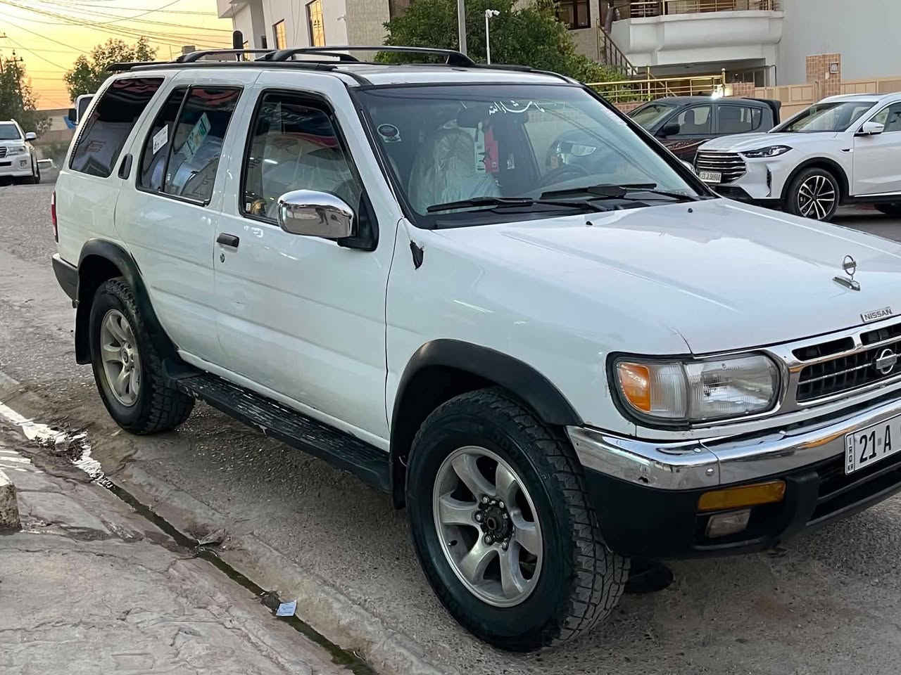 نيسان باثفندر 1997 كير محرك بطه 3000vvt.i ،كير اوتوماتيك  ومحرك فول نشطط شرط لاصرف ولا بخار سنويه2030 جامات كهرباء قفل مركزي شاشه وكامره 4تايرات جديد ويلات مال برادو جديد  دوشمه شرط تحويل هزه شهر ١١  مراوس وبيع ***********
