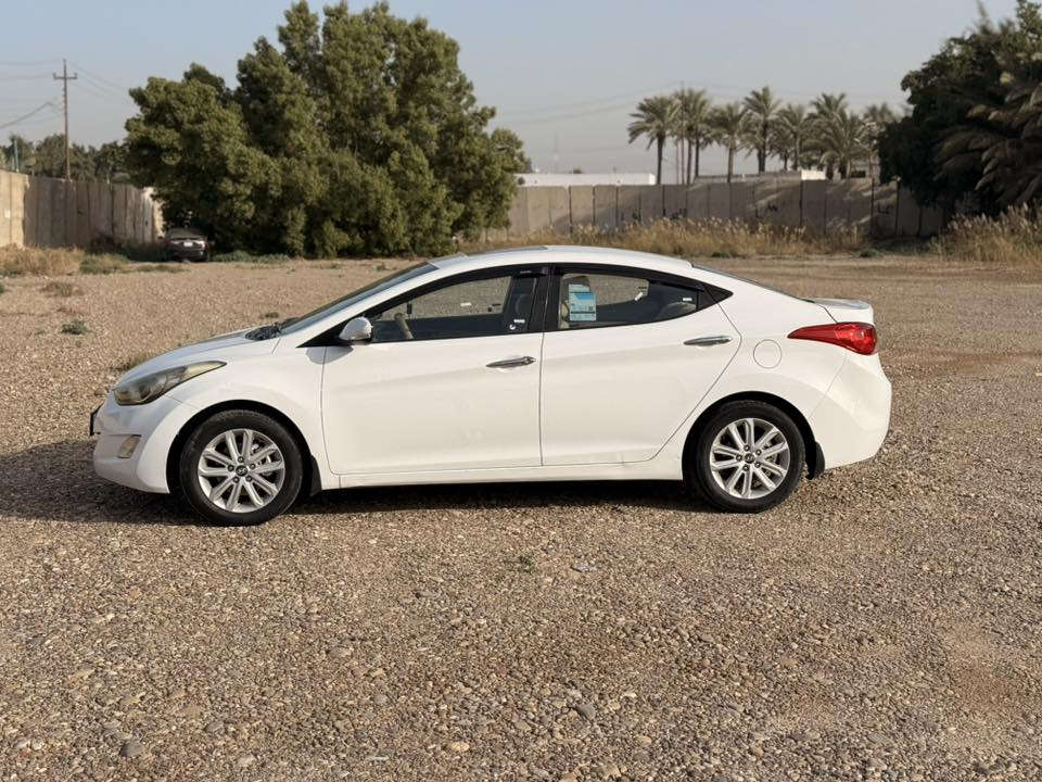 النترا 2012 خلـيـجي ( جديدة ) 
السعـر 115$ ورقة وبيها مجال
السونار مرفق بالمنشور 👇

قطعة صبغ واحدة فقط 
اثر شخوط (جاملغ خلفي) 
محرك 2000 دوش 
ماشية 100 الف فقط
سيارة كاملة 
(حدادية محرك كير تبريد مكفول داخل مغلف) 
مواصفاتها فول :
شاشة اندرويد
فتحة سقف
كامرة دوارة
اشاير بالمري الجانبية
داخل كريمي بيجي
تحكم ستيرن كامل

مكاني: بغداد 
للاستفسار الاتصال على: ***********
