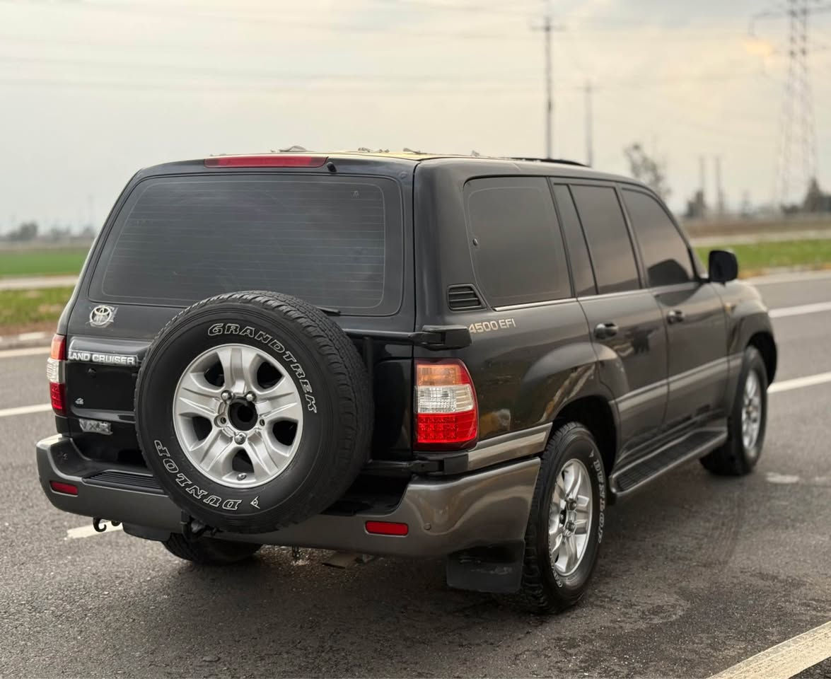 ٢٣٥ وةرةقة 😱 

مونيكا ٢٠٠٦ فول قةپات مواسةفات GX.R پشت قةطةري
سةيارةكة چاملغيكي بوياغة بي ناو كرتن لةگةل جانتايةكةي بنةوةي قةتةريةكة بيلاديةكةشي لةگةل ماوة ئةوي ويستي دةتواني ئةوي بو ببةستين بي بوياغيشة بيلاديةكةي 
سةيارةكة ٤ تاية و ويلي لؤكي لةژيرة هةموو گياني وةك شةريكة ماوة رةقةم و سةنةوي نويية سةيارةكة تةنها 
ماشا الله ي دةويت لة جواني و پاكي 

سعري// ٢٣٥ وةرةقة
شوين// كؤية 
*********** كويسينجاك, أربيل
