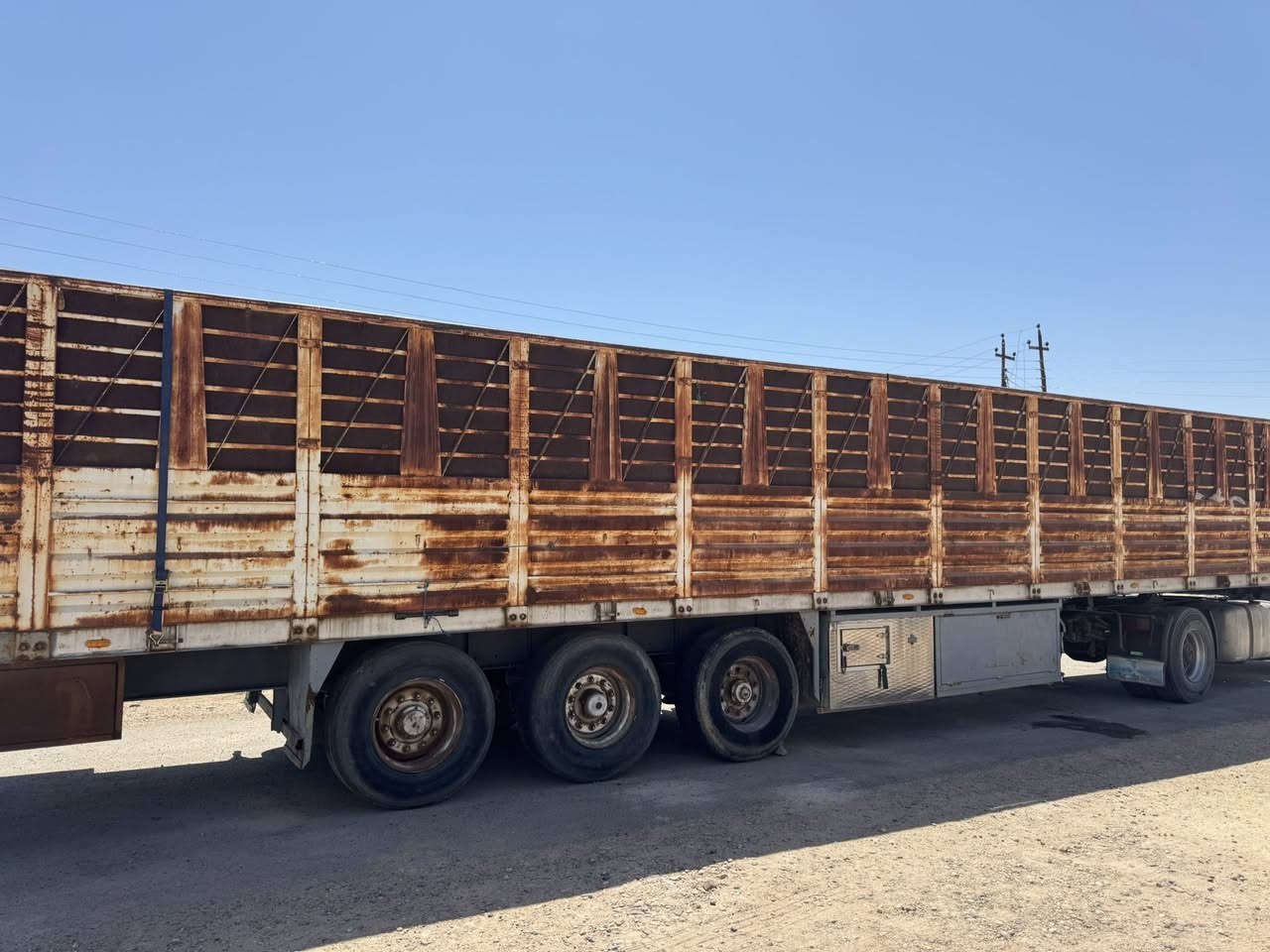 للبيع عربانه اوربيه 13/60 جاهزا للشغل  الاستفسار ***********
