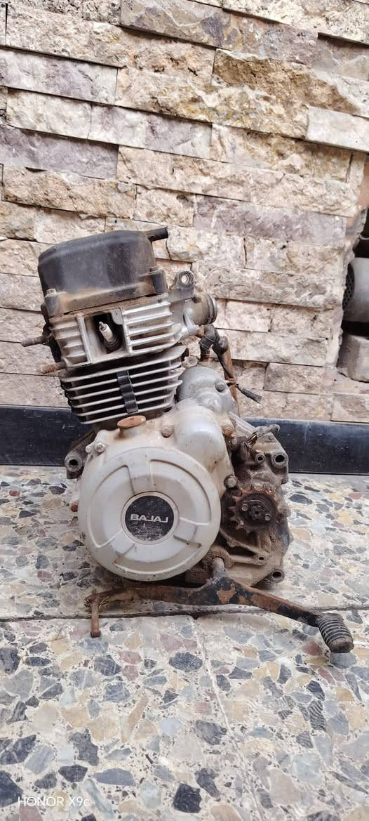 سلام عليكم مكينه بوكسر للبيع بدايه دخان ودبلات وتايرات السعر مناسب ***********
العنوان: مدينه الصدر قطاع 3
