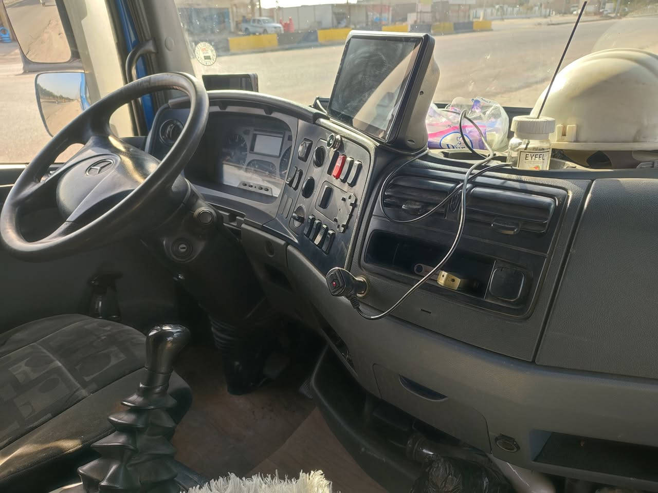 اتيكو مديل ٢٠٠٧ رقم اربيل بأسمي رقم انكليزي السنويه ل
٣٠ كرين + سطحه 
٣جكات حجم ٨١٨ تخم تاير تبريد تدفأ  البصره القرنه ت ***********
