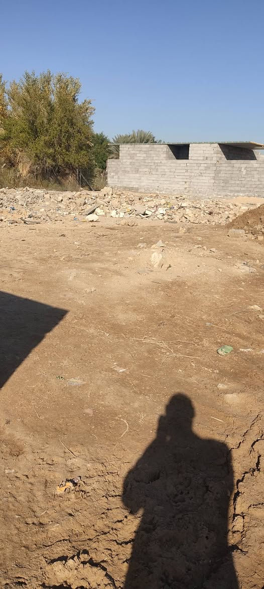 عرصه للبيع 200متر منطقة سكنية كافة الخدمات.حي طيبه شارع معمل سمنت الكوفه قريبا من  باتا القديم المراجعه مكتب الفتلاوي للعقار قرب مجمع المختار السكني أو ع الرقم ***********
