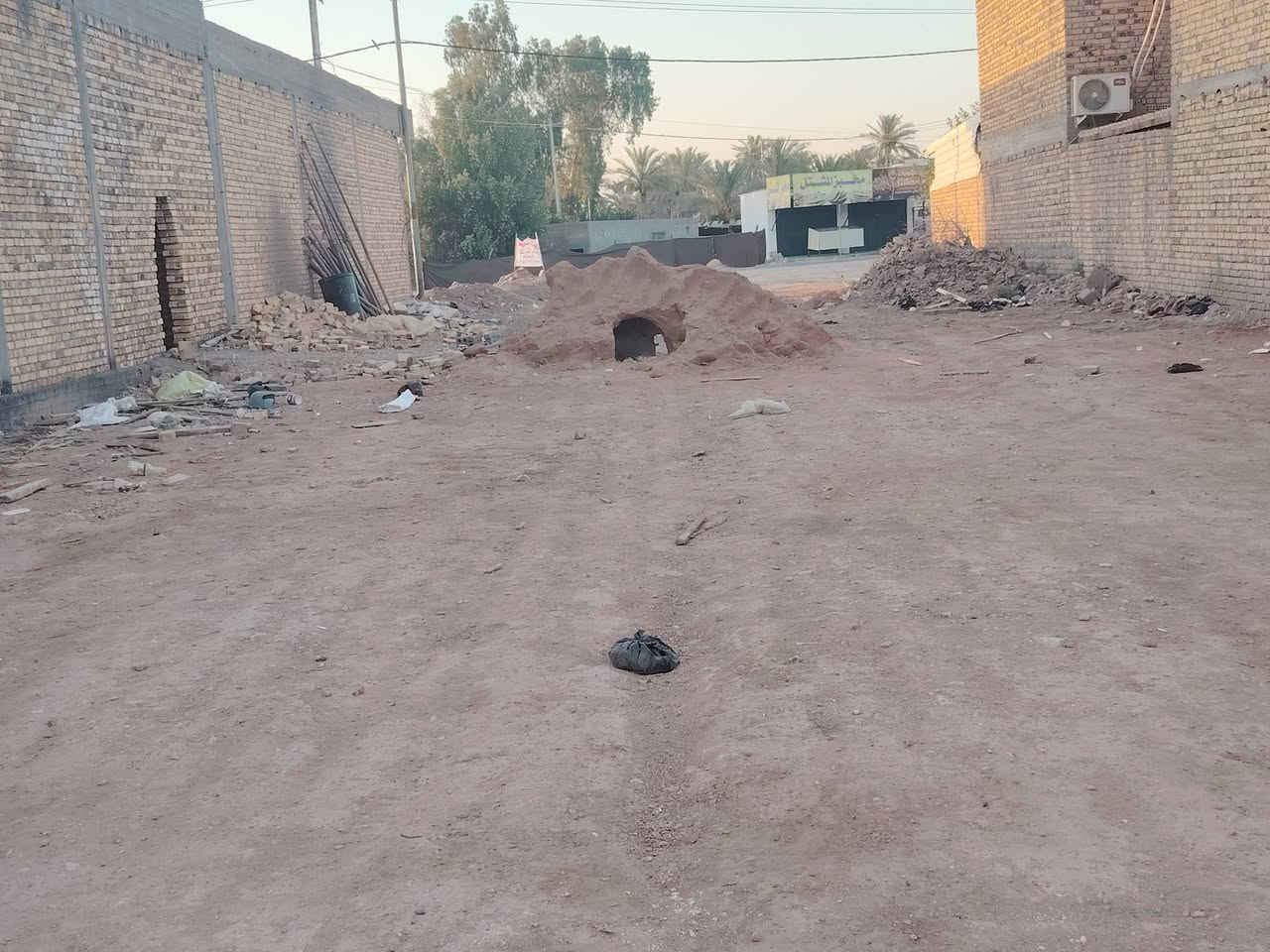 عرصه للبيع المساحة 250 متر طابو صرف مقابيل كوفي المشتل عرصه جاهزه للبناء مدفونه سبيس
مداور ثاني يوم
الاتصال على الرقم ***********
