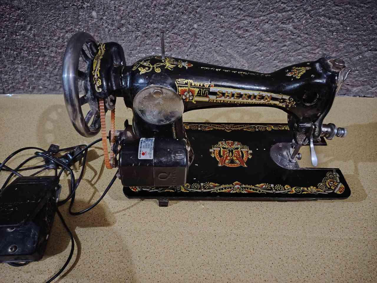 السلام عليكم
مكينه خياطه ام الفراشه الاصليه نضيفه وشغاله شرط ما مشتغلين بيها مضمومه هيه وماطورها كهرباء
كرمه بني سعيد
سعرها ٤٠ الف


**إذا كنت صاحب هذا الإعلان وتريد حذفه لأي سبب، رجاءا أرسل رسالة إلى الدعم الفني**