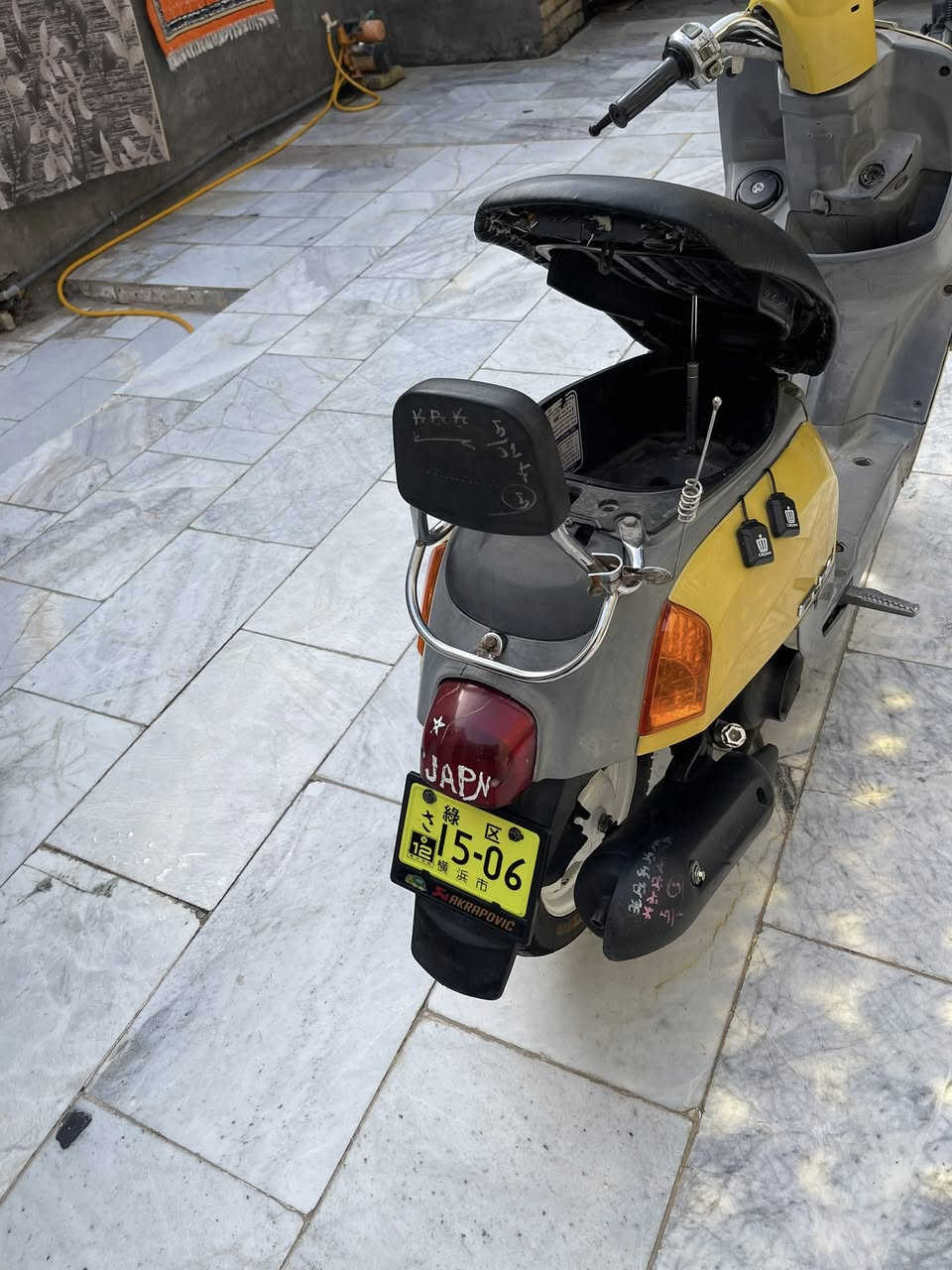 بوليسي للبيع بلاد وكامله كله شغال ختم واحد كامله ما بيها كل نقص سلف هندر كهربائيات

دراجه ما بيها ايشي تجاري سعر ٦٥٠ شراي يتصل ع رقم /***********
