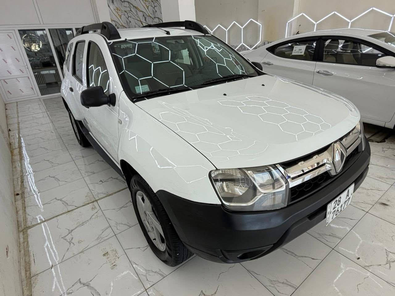 رينو داستر 2018
حجم المحرك 2000cc
ماشية 89000 كم
الحالة جيدة بيها باب الراكب الأمامي عالبارد وطخات بسيطة بلا صبغ 
تبريد فول شغال 
سعر السيارة أدخل خاص وتدلل او اتصل على 
***********
***********￼
