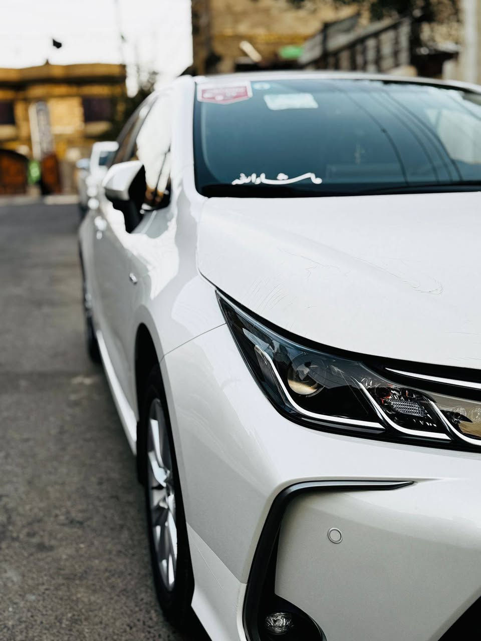 السلام عليكم للبيع سياره تويوتا كورولا هاي برد شركه ساز موديل 2024 السياره ماشيه 25 فقط كفاله عامه بأاسم راعيها السعر 195 ملاحظه علمأ ان السياره اقصاد الشراي يتصل  ***********  ملاحظه مكلف بلنشر
