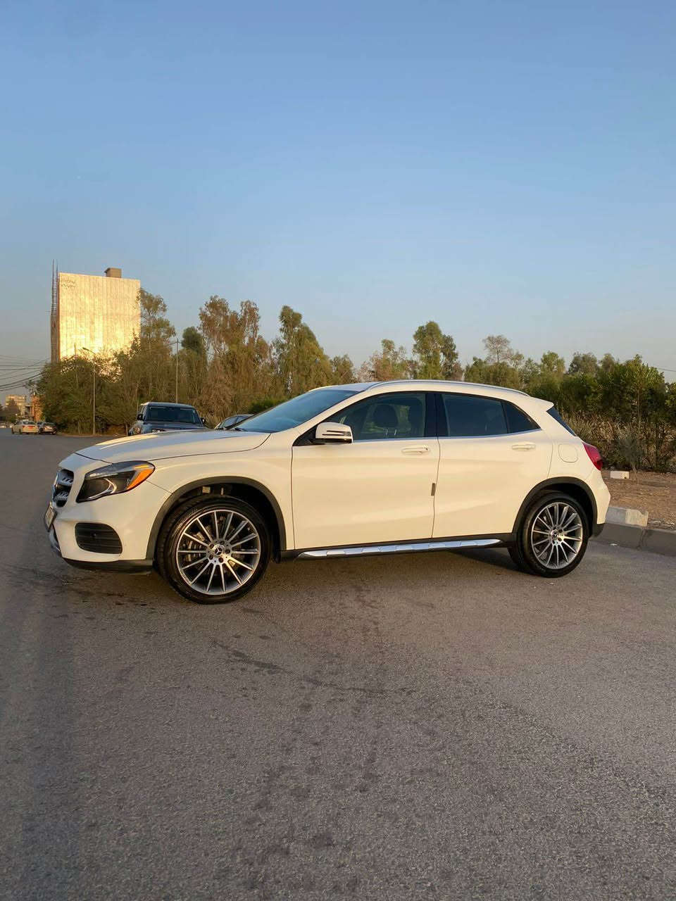 مارسدس GLA 250
موديل ٢٠٢٠
ابيض 
ماشيه ٦٥ الف ميل
بجم و خلف كبس 
بدون دواخل بدون ايرباك 
مكفوله كير و محرك 
فول عدا بانوراما 
بصمة ابواب
بصمة تشغيل 
كشنات كهرباء و جلد و تدفئة 
شاشة و كاميرة و حساس
گير سبورت شفت
صندوق كهربائي شفت 
سعر ١٦٥ $
جاملغ + باب سكن صبغ أربيل, العراق


**إذا كنت صاحب هذا الإعلان وتريد حذفه لأي سبب، رجاءا أرسل رسالة إلى الدعم الفني**