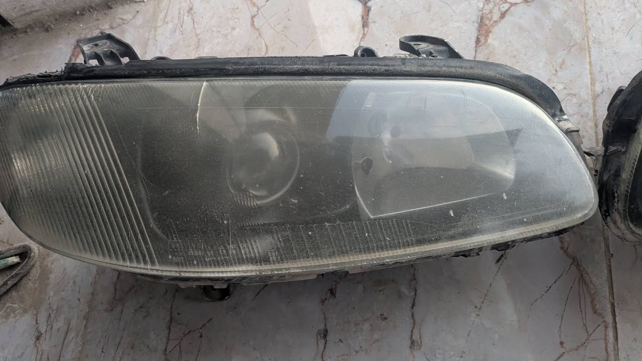 السلام عليكم لايتات اوبل بزون عدسات داخل اسود سعر 70 عنوان الموصل تواصل واتساب ***********
