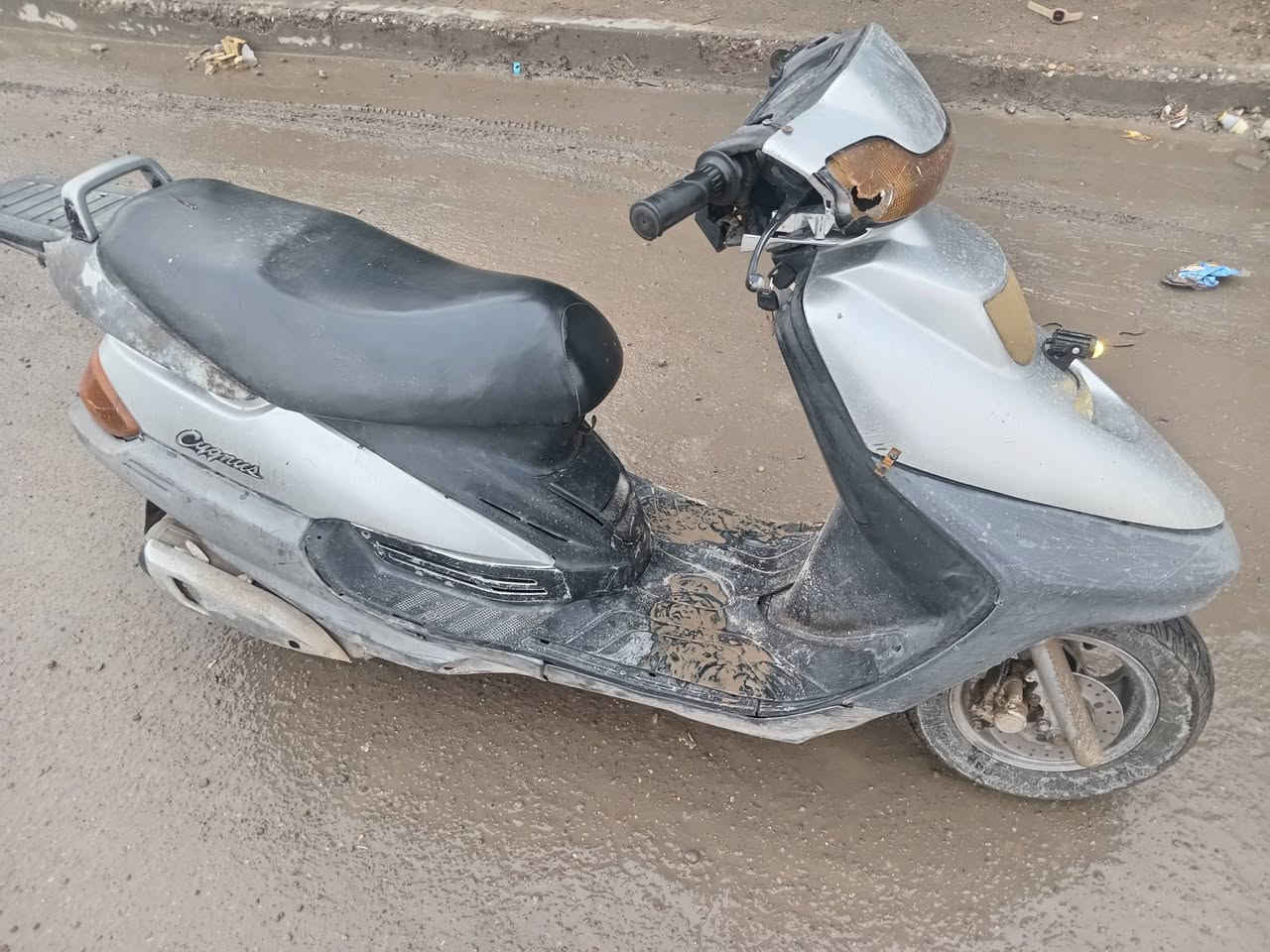 للبيع فضائي ياباني كهربيات كله شغاله سلف وهندر بس الباتري ضعيف  محرك ناعم لاتبخير ولا شي كابريتر يرادله تنضيف دبلاته و بريكات نعمه  سعر 275  مكان بغداد حي النصر ***********
