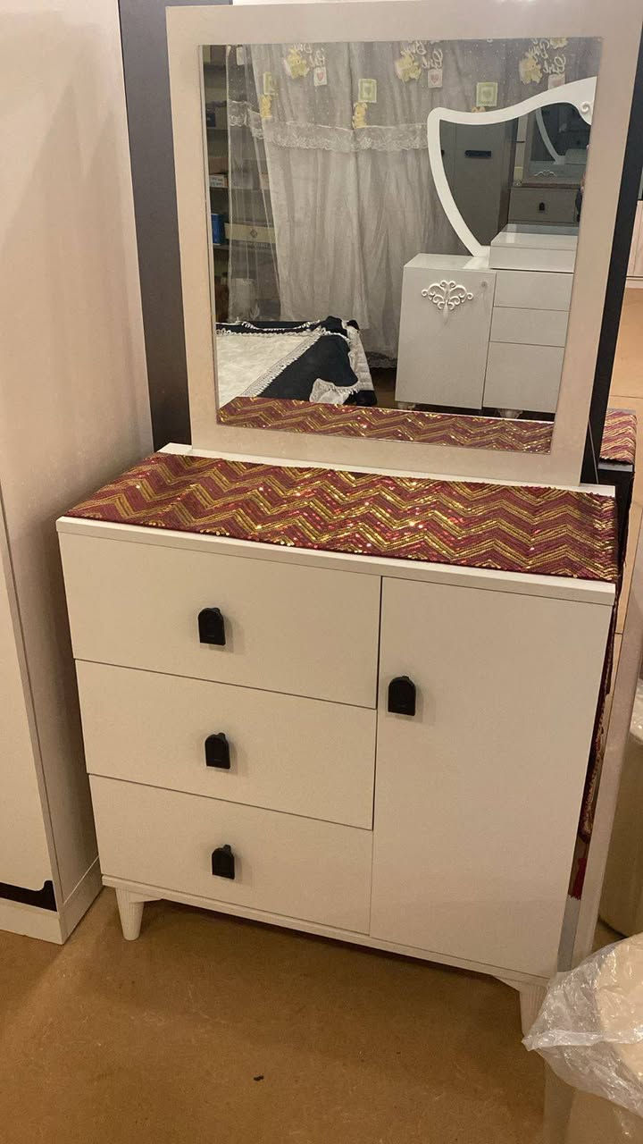 بو فروشتن 5 پارچه
800 معامله 
***********
