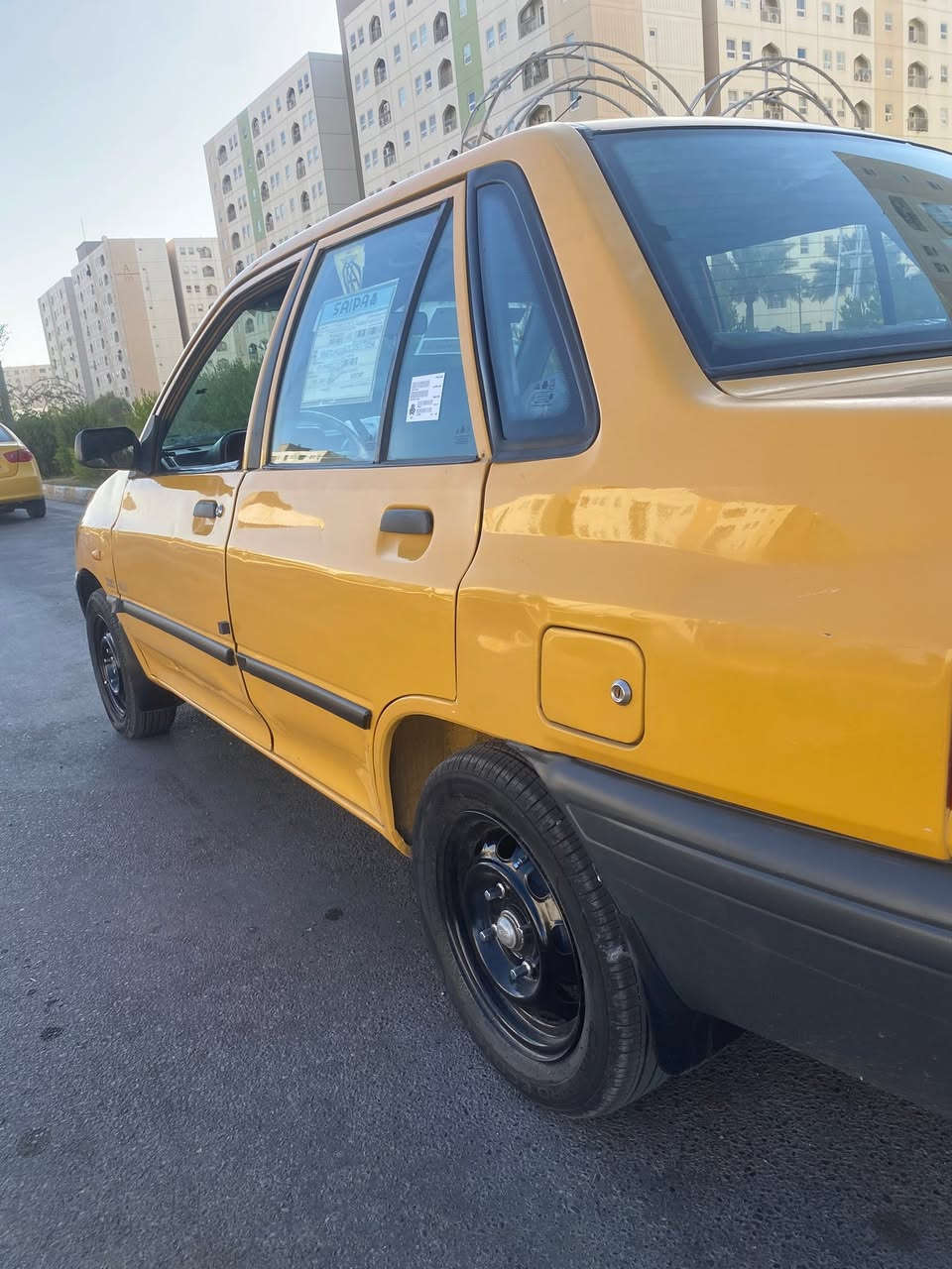 السلام عليكم
سايبا ٢٠١١ مكفوله 
كير مكينه تبريد ثلج حداديه كلها جديده 
شواصي بلاد السياره كلها جديده 
مدوشمه دوشمه عام ترايك وين متريد 
كهربائيات كامله 
السياره ماشالله كلها جديده 
مصفره هيئه وغرامه وب اسمي 
عنوانها بغداد الجديده
***********
