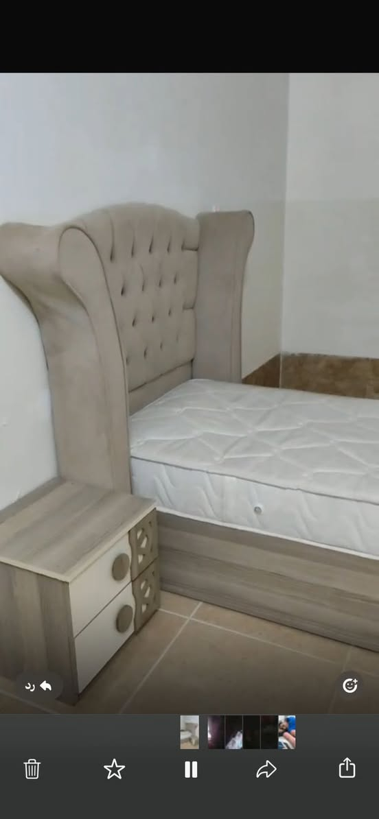 غرفة نوم شبابية ٤٠٠
***********واتس
