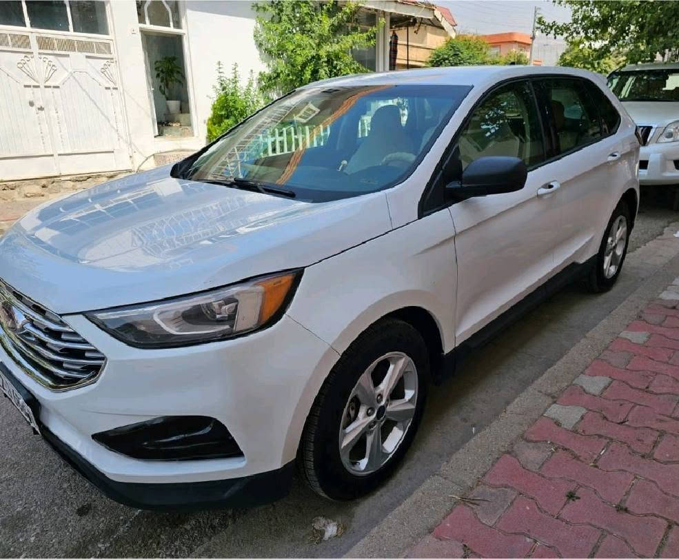 2019 Ford Edge فورد ادیج زۆۆر خاوێن بەکار هاتووە 
محرك ٤ سلندر ٢٠ توربو ٢٥٠ حصان
موديل2019 ماشي79 الف مايل
#مواصفات
فور ویل دبل اکسل
حساسات خلفية
هاند بريك بصمة
أوتو هولد
بيبان بصمة
 فول تحكم ستيرن
 مثبت سرعة
 نظام ABS مانع انزلاق
حساس أطارات 
 فول لمس كامره دوارة
كشافات امامي
ويل كب 
رادارات جانبية
 نقط عمياء
رادار الخطوط البيضاء
مانع تصادم 
تشغيل لايت Auto عالي ناصي حسب الاناره الخارجية
 كشنات تدفئه
 ‏كشنات ‏كهربائي نظام قياده سبورت نورمال
 بلوتوث + aux usb
 تبريد منفص
 تبريد مركزي
سياره نظيفة بشكل عام
کل سیرڤس

السيارة مكفولة شواصي 
واحید قطعة بدون ارباك 
ضربة كلش خفيفة
مکان السليمانية 
للستفسار 
***********
***********
