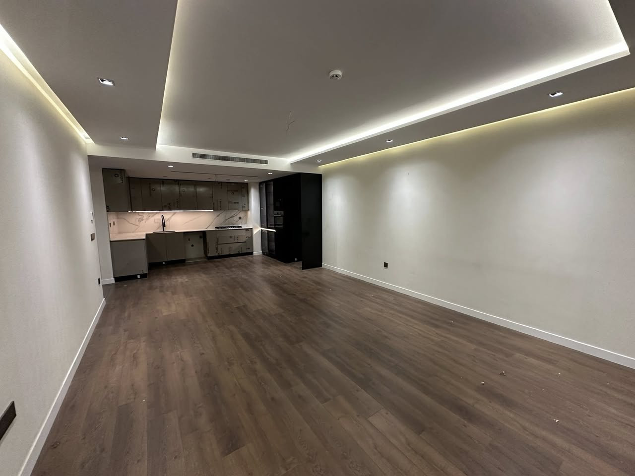 Boulevard three bedroom for rent 1100$ WhatsApp +9647502002001 

Bulvar üzerinde üç yatak odalı daire kiralık 1100$ WhatsApp +9647502002001

شقة للإيجار في بوليفارد، ثلاث غرف نوم، بسعر 1100 دولار. للتواصل عبر واتساب: ***********

بۆلیڤار سێ ژووری نوستن بۆ کرێ 1100$ واتسئەپ ***********
