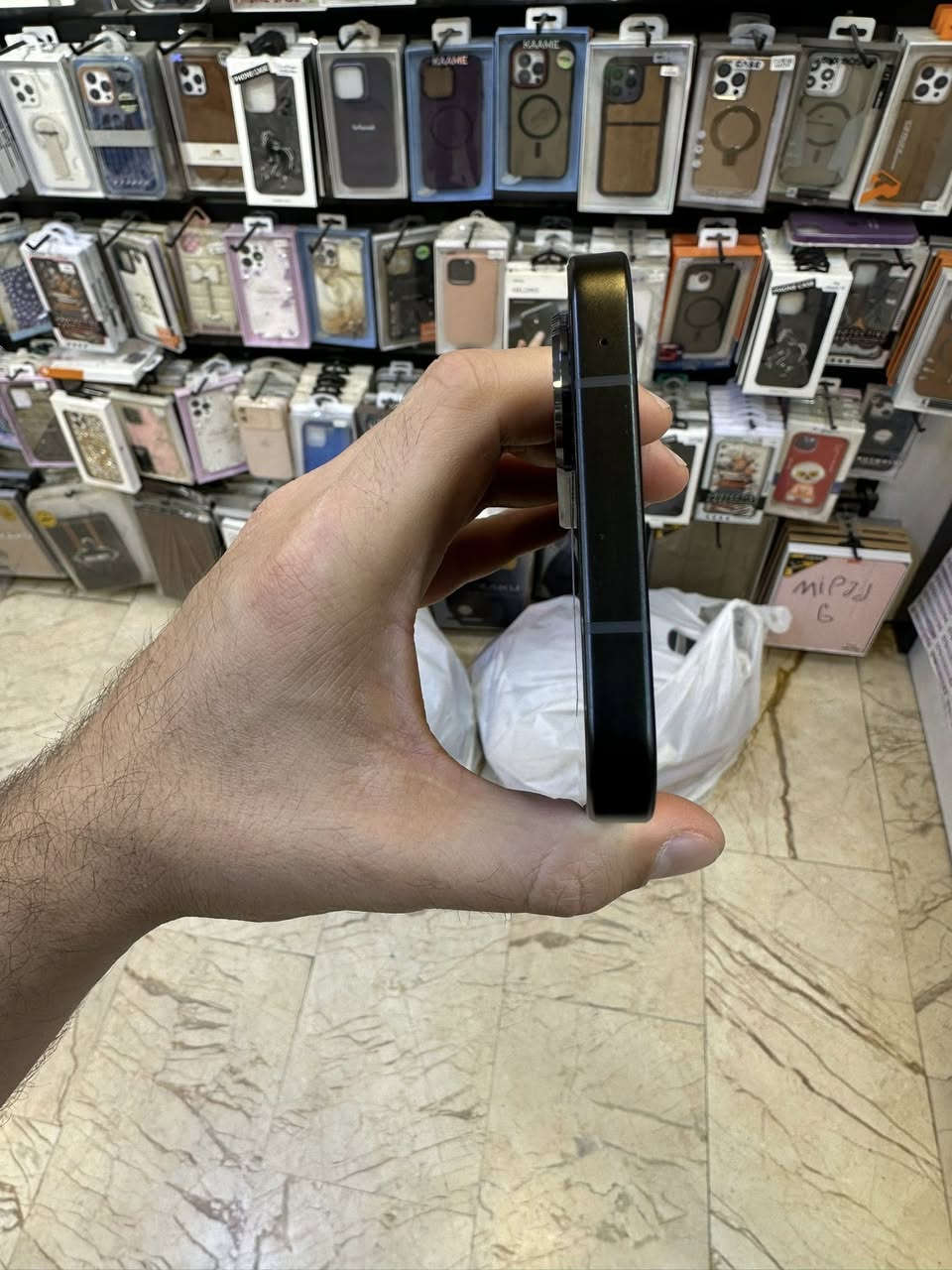 السلام عليكم
Poco F7 512/12
نظافة ‎%‎
مستعمل شهر واحد ضمان وكالة bci
باكيت وشاحنته الاصلية
مكفول من التصليح ومن أي خلل
السعر 475 ألف قفل
مكاني بغداد العامرية
***********
