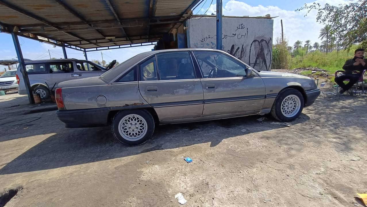 سلام  عليكم مكلف بل نشر 
اوبل اوميكا رقم بغداد   موديل 1988السياره  جهاز ه  وهاي صوره كدامكم وانتم قيمو سعر 30ورقه وبيها مجال 
رقم صاحب السياره ‏‪ 0783 001 9305‬‏
العنوان نجف مشخاب سوق شعلان
