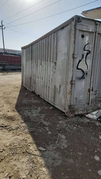 حاوية • للبيع • اتصال موبايل