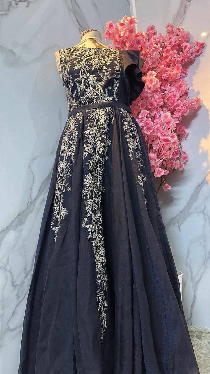 فستان قياس ٤٠/٤٢


**إذا كنت صاحب هذا الإعلان وتريد حذفه لأي سبب، رجاءا أرسل رسالة إلى الدعم الفني**