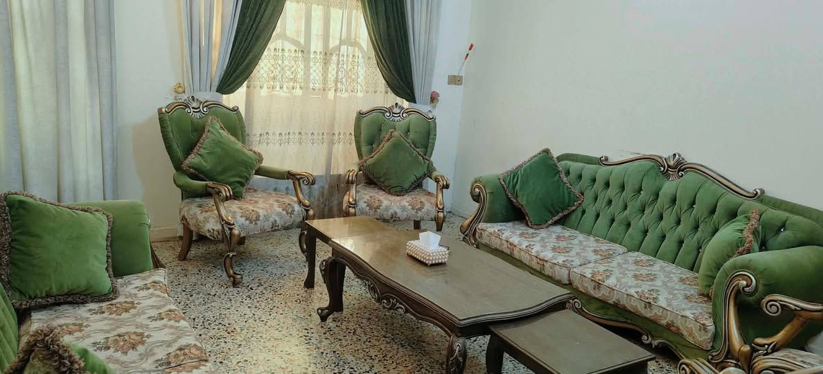 تخم ملكي 10 مقاعد خشب زان العنوان حله شارع 80


**إذا كنت صاحب هذا الإعلان وتريد حذفه لأي سبب، رجاءا أرسل رسالة إلى الدعم الفني**