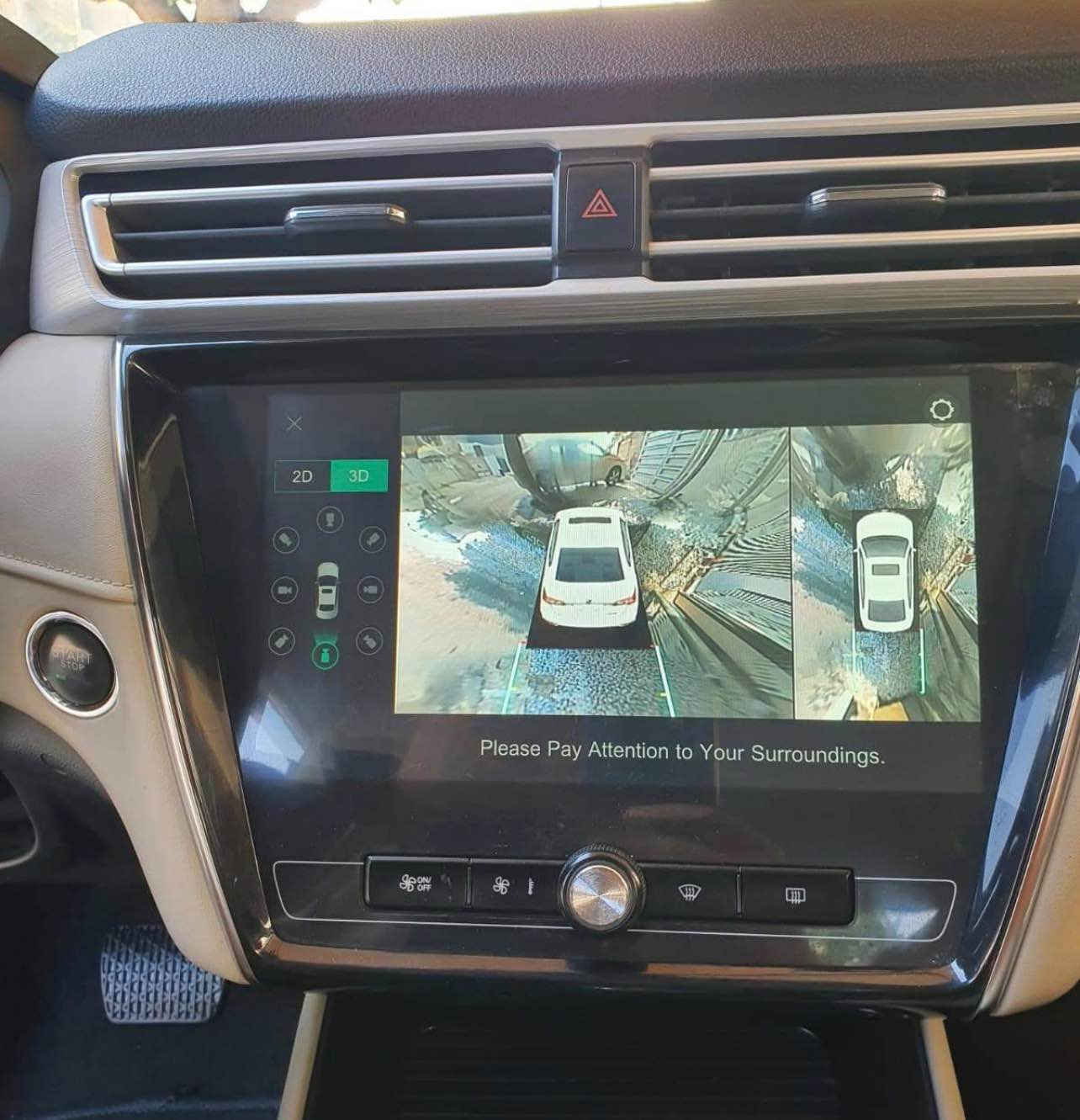 السلام عليكم سيارة MG5 لكجري موديل 2024 كفاله عامه بدون صبغ بدون بارد
سيارة بعده بضمان الشركة سيرفس كامل 
ماشية KM22 
فول مواصفات خمس كامرات 
مقاعد جلد
كشن كهرباء
ويل كروم 
فتحة سقف
 • مصابيح أمامية وخلفية LED
 • أنوار نهارية LED
 • مرايا جانبية كهربائية شفط   
 • حساسات أمامية وخلفية للوقوف  
 • شاشة لمس للوسائط
 • Apple CarPlay و Android Auto
 • بلوتوث + USB + AUX
 • تحكم بالمقود
 • تشغيل السيارة بالزر 
 • مكيف هواء أوتوماتيك 
للاتصال *********** 
مكان سيارة سليمانية السليمانية, العراق
