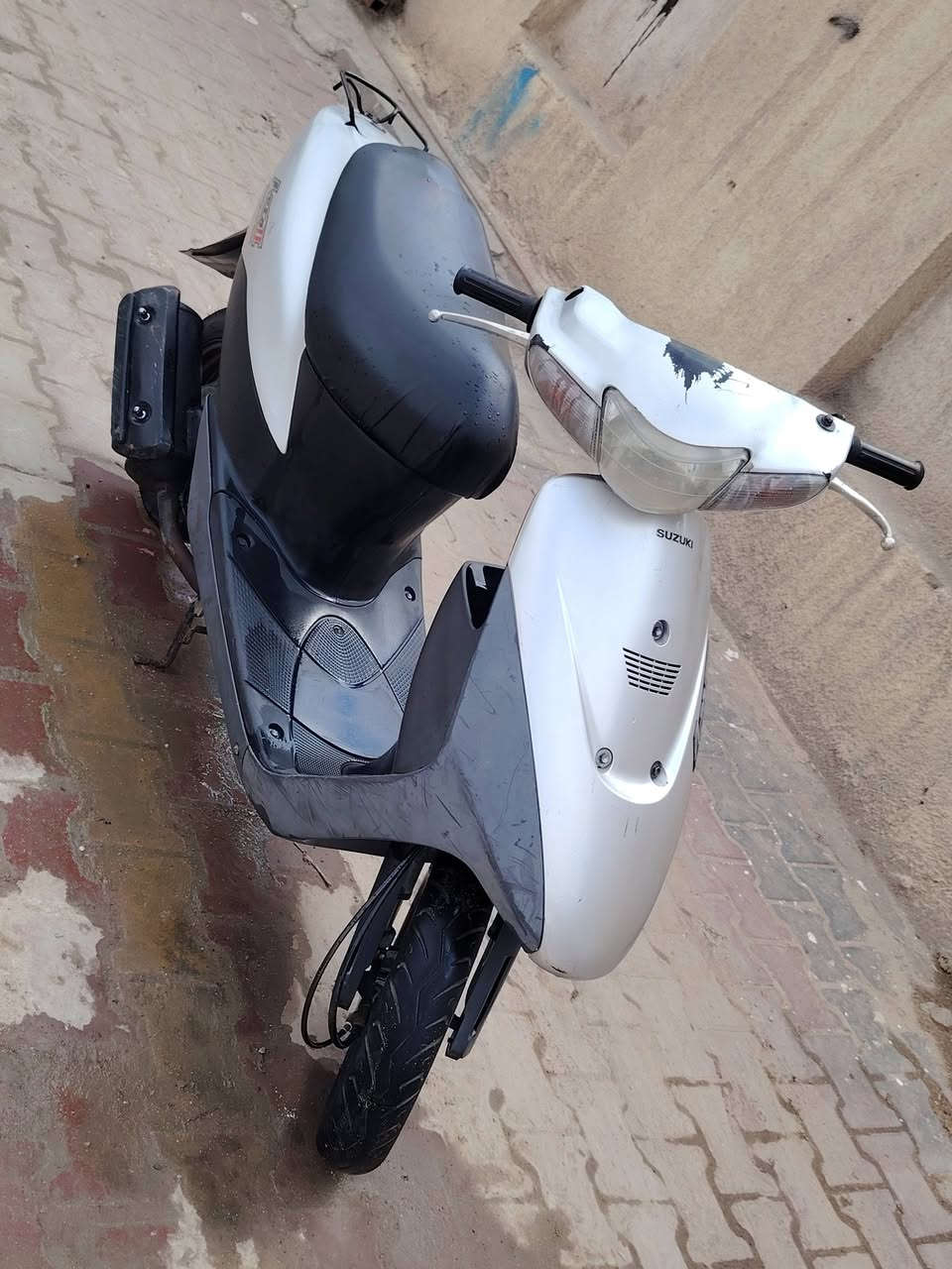 ساسوكي لبيع وراق ابسمي مكينه مامفتوحه شغالة سلف كهربايات كله شغاله رايده اب 400 وأبيه مجال *********** مراسله واتساب
