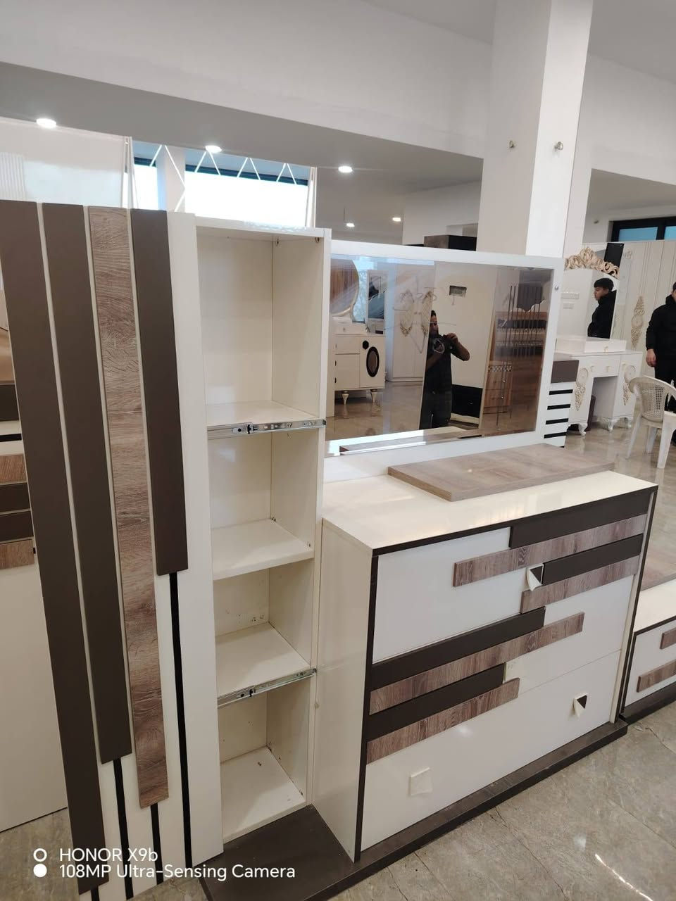 غرفة نوم نفرين تركيه 7قطع نظيفه  السعر 750 الف  سرير مخزن جك جكامج هيدروليك 
 مع #شد #ونقل #مجاني 🚘🚘.العنوان: موصل، حي البكر، قرب شركة كيا،مقابيل سنتر الابداع 🗾🗾. معرض دار الأثاث التركيه
 للتواصل ☎️☎️ #كورك***********  #كورك***********  #اسيا*********** pp
