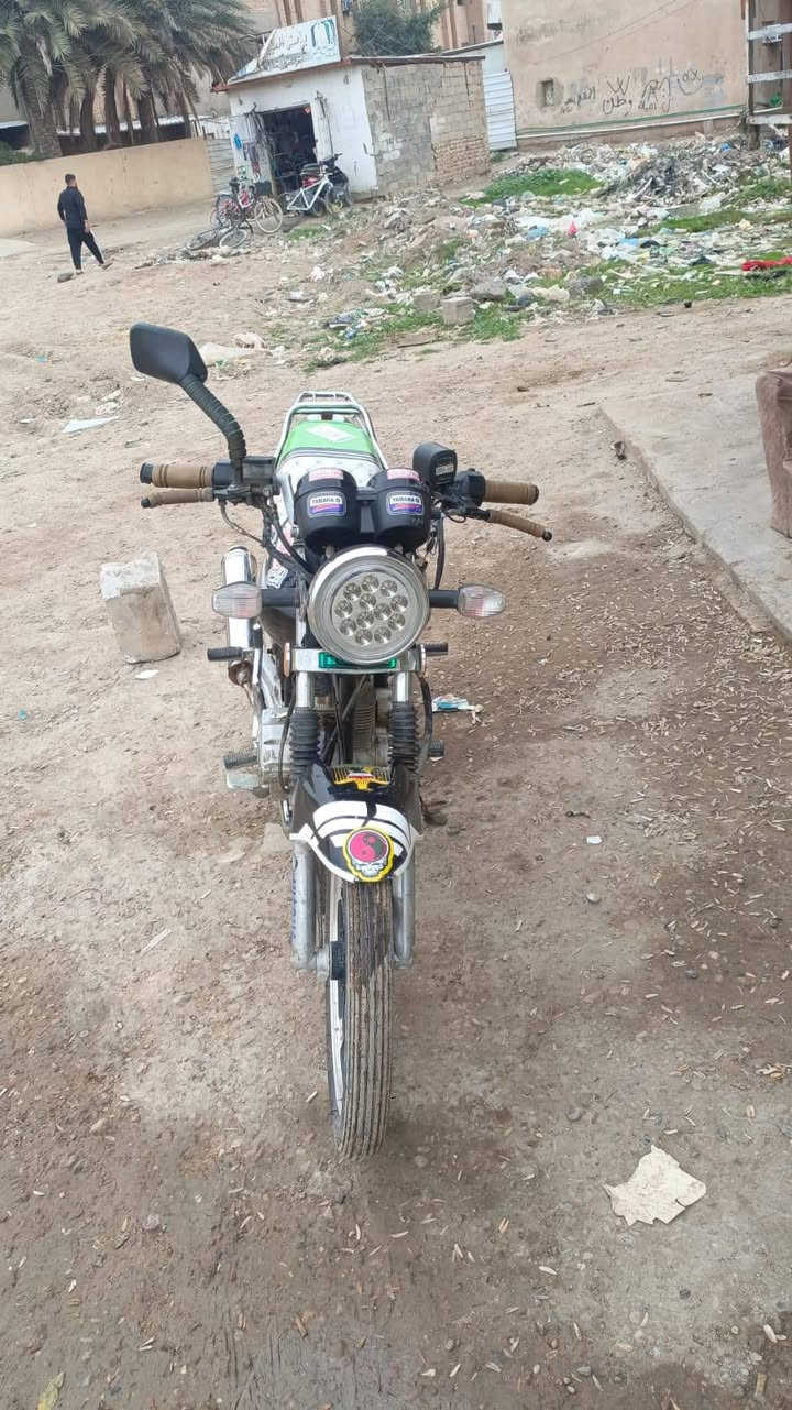 سلام عليكم دراجه كامله أي نقص ما بيهه  650 مكينه 150 موديل 2017  واساب
***********
