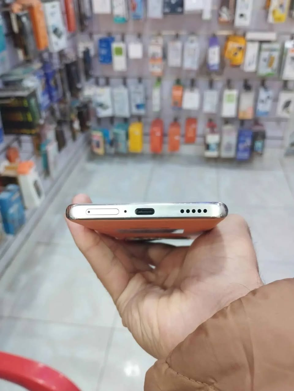 هونر5G X9C ذاكره256 نضيف ومكفول وغراضه ويا سعره 275 ويرهم مراوس ***********
